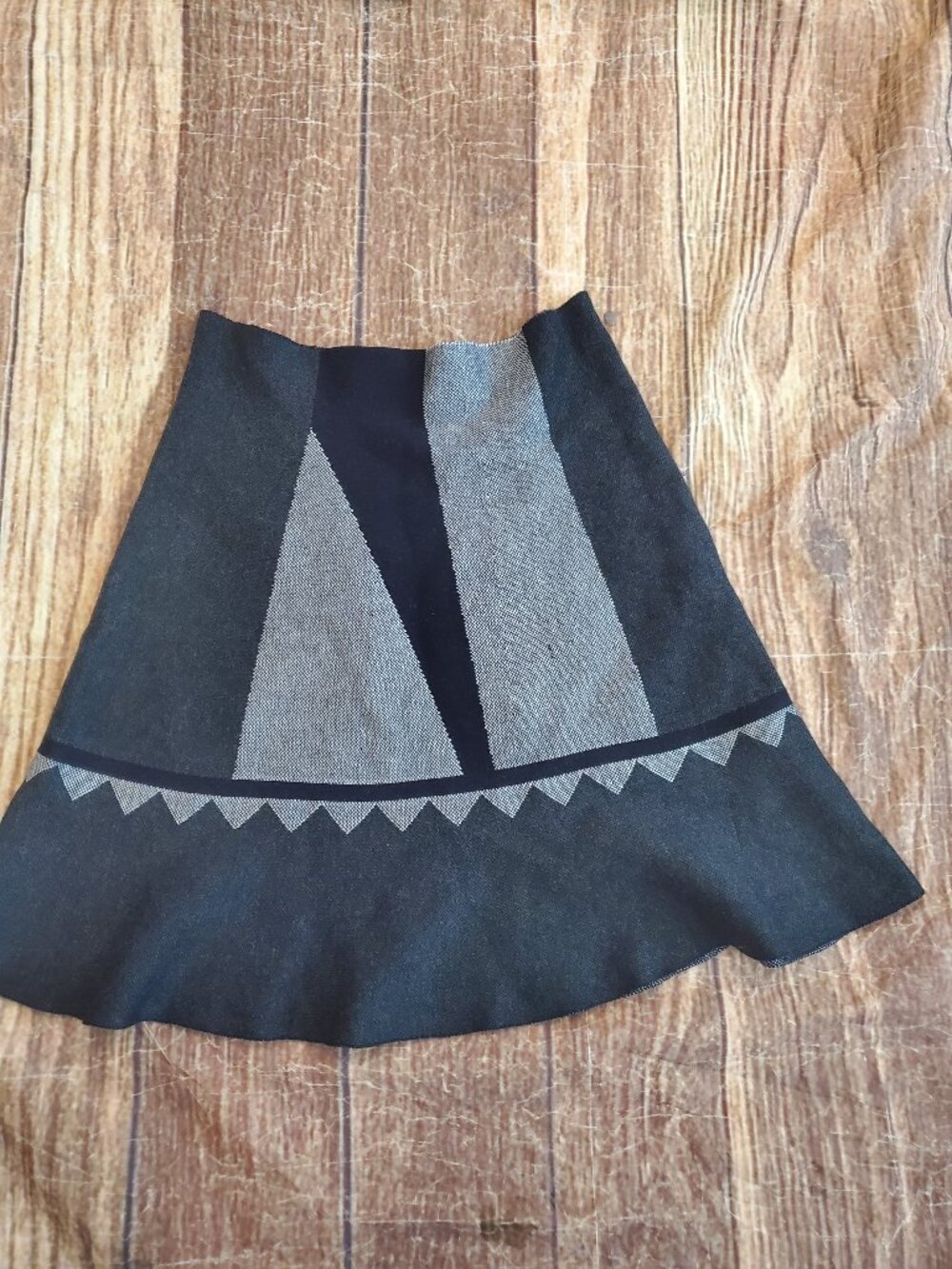 Max Studio Pull On Knit Skirt Chevron Zig Zag Charcoal Sz SP